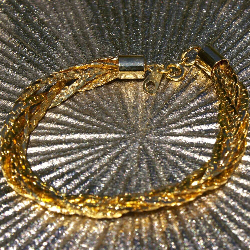Gold Tone Multi link Bracelet
